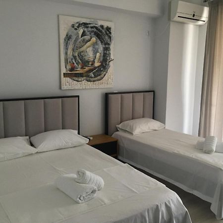 Irini Boutique Rooms!!! Himarë Exterior foto