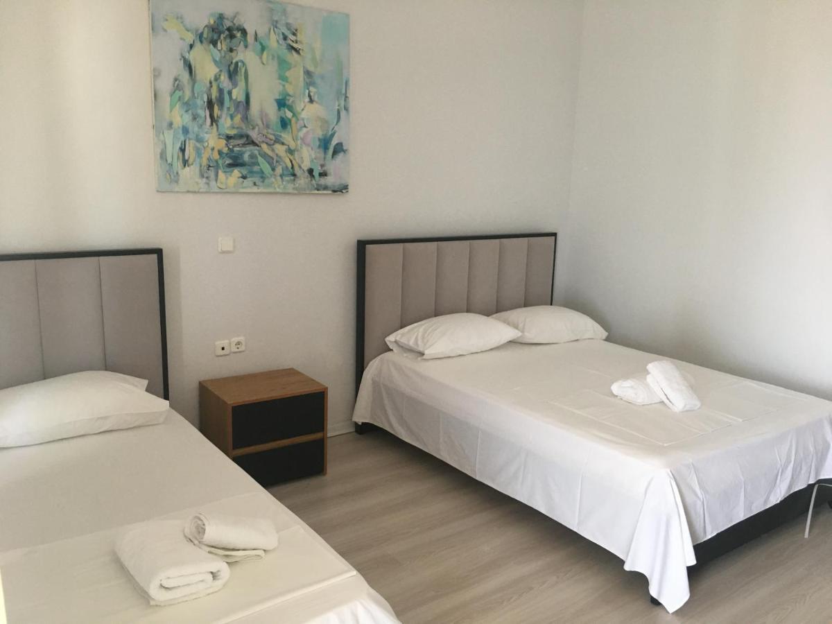 Irini Boutique Rooms!!! Himarë Exterior foto