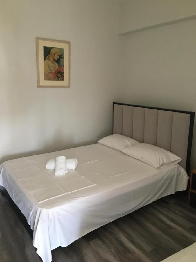 Irini Boutique Rooms!!! Himarë Exterior foto