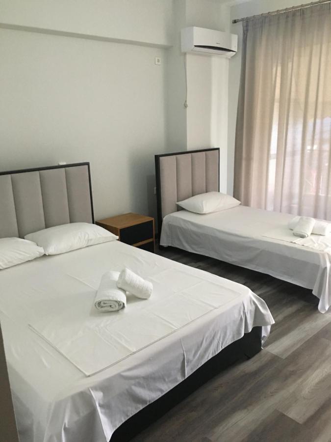 Irini Boutique Rooms!!! Himarë Exterior foto