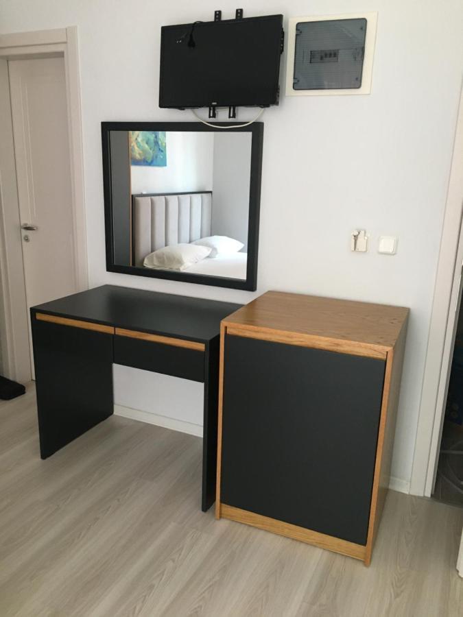 Irini Boutique Rooms!!! Himarë Exterior foto