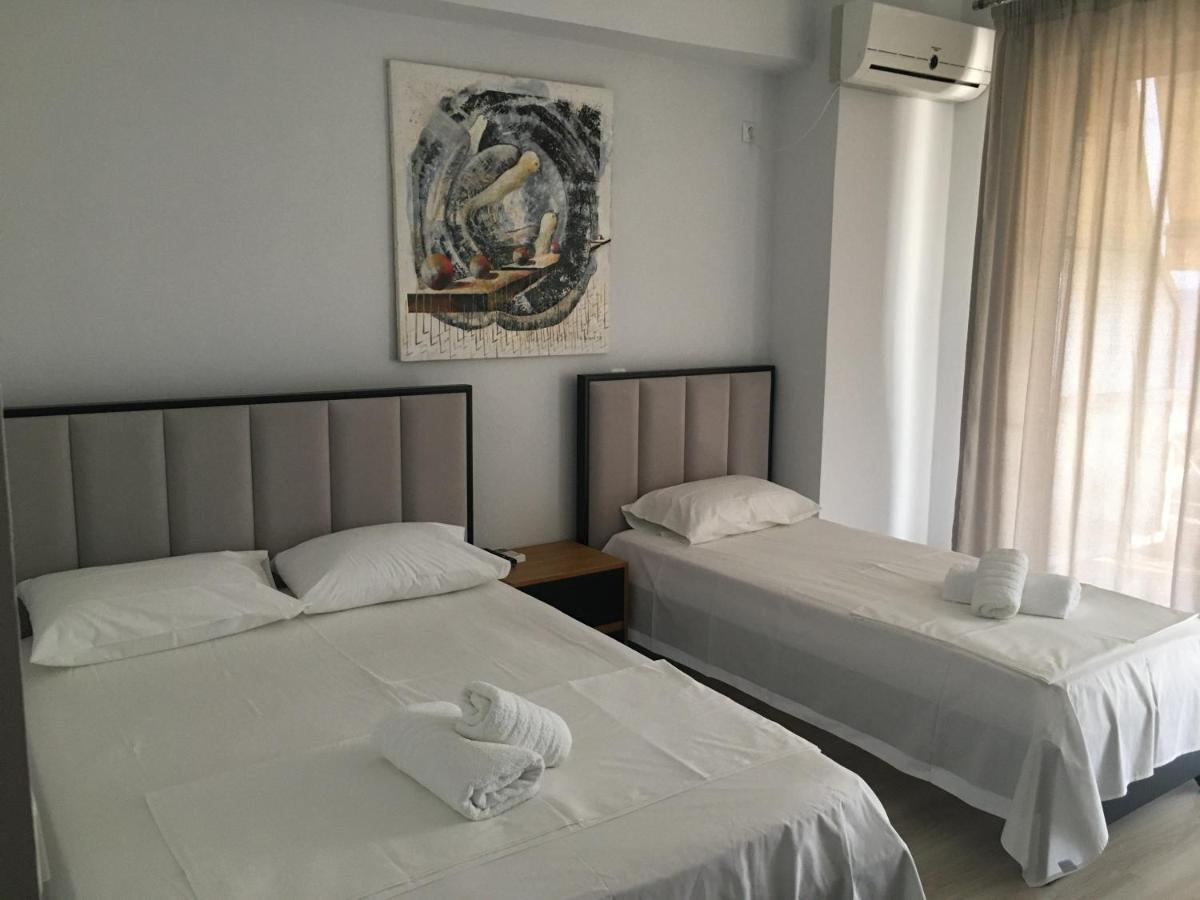 Irini Boutique Rooms!!! Himarë Exterior foto