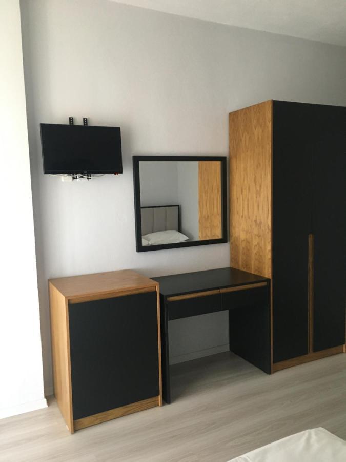 Irini Boutique Rooms!!! Himarë Exterior foto
