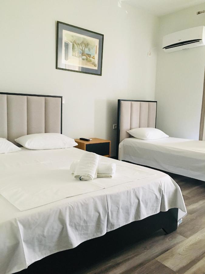 Irini Boutique Rooms!!! Himarë Exterior foto