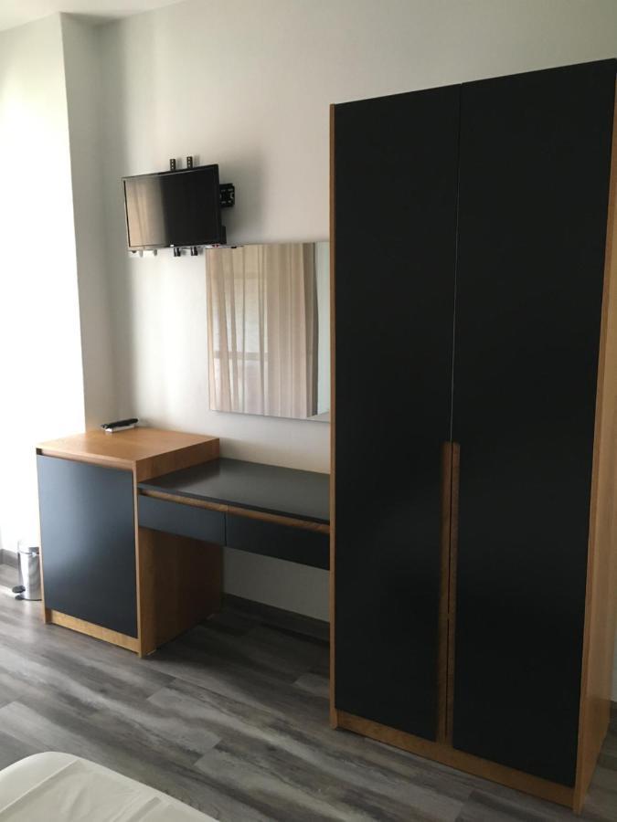 Irini Boutique Rooms!!! Himarë Exterior foto
